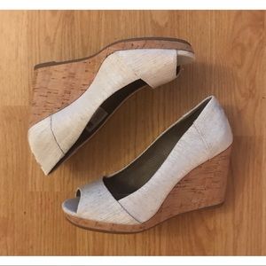 TOMS Peep Toe Wedge
